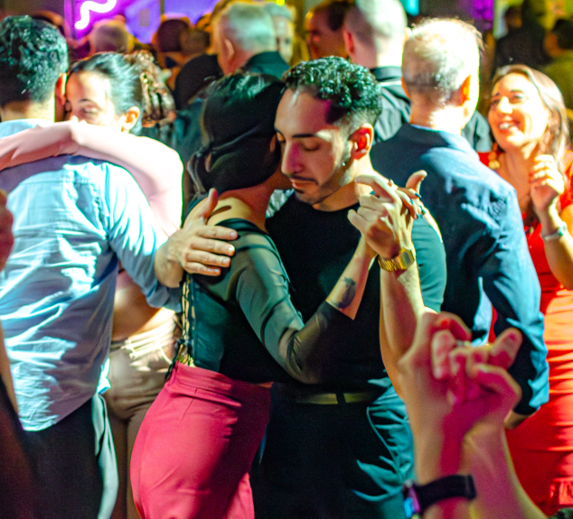 couple dancing tango