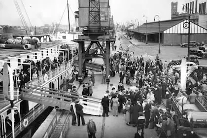 Immigrants arriving Buenos aires